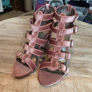 Brand New pink suede heels, size 7.5
